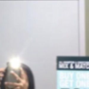 Meet your Posher, Eva